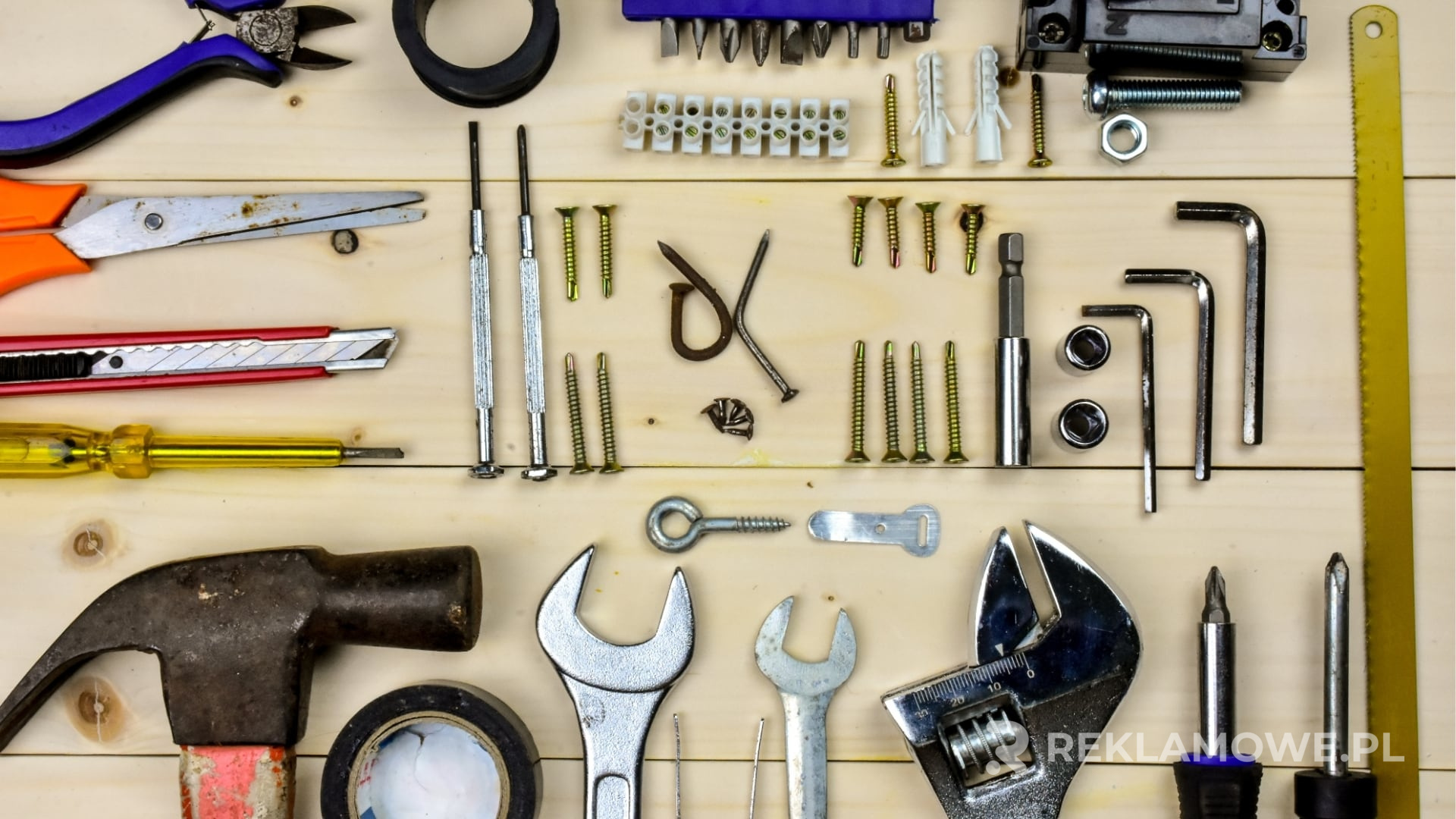 Kreatywne wykorzystanie narzędzi reklamowych w małym budżecie